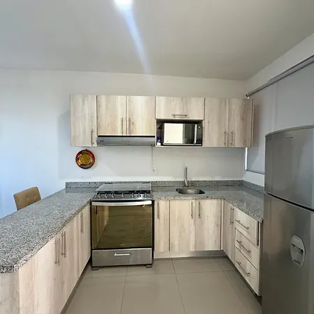 Departamento en CERRITOS a 2 cuadras de PLAYA - 403 V --3